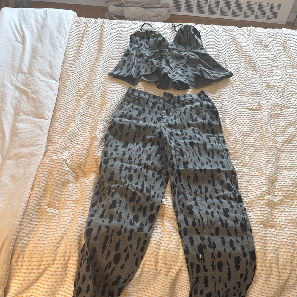 Black and Gray Women's Matching Set